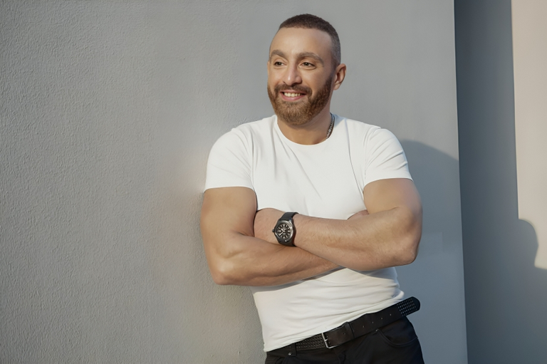 الفنان أحمد السقا الفنان أحمد السقا