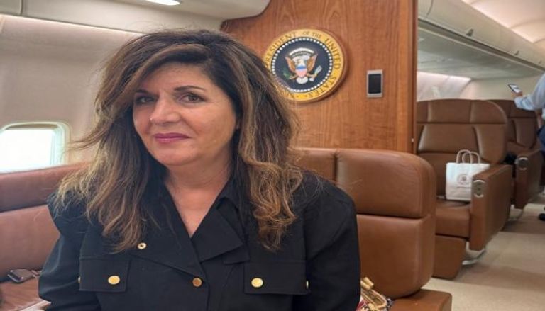 سالينا زيتو داخل الطائرة الرئاسية