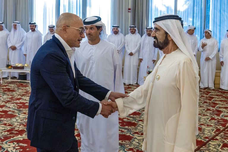 الشيخ محمد بن راشد آل مكتوم في مجلس المضيف بدار الاتحاد بدبي