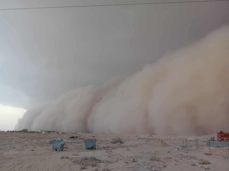صورةت للعاصفة الرملية