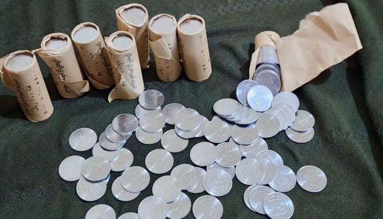 عمله مزوره سكها الحوثيون من فئة ١٠٠ ريال - أرشيفية