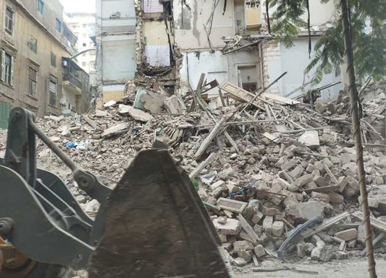 عقار العطارين في الإسكندرية