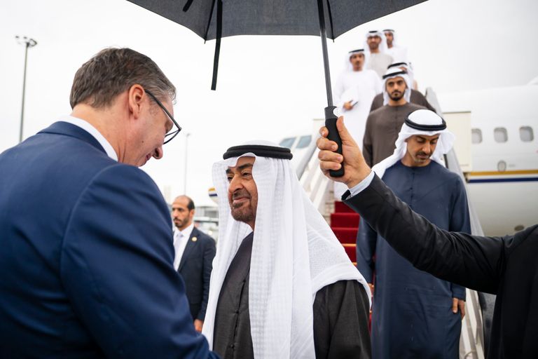 محمد بن زايد آل نهيان ورئيس صربيا