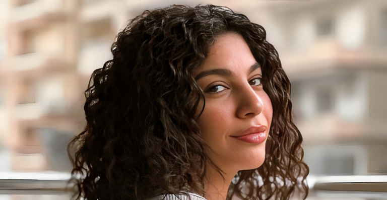 الفنانة دنيا سامي