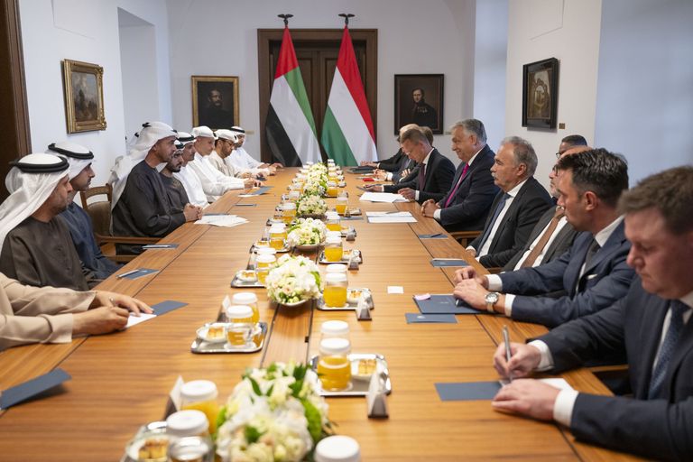 الشيخ محمد بن زايد آل نهيان ورئيس وزراء المجر