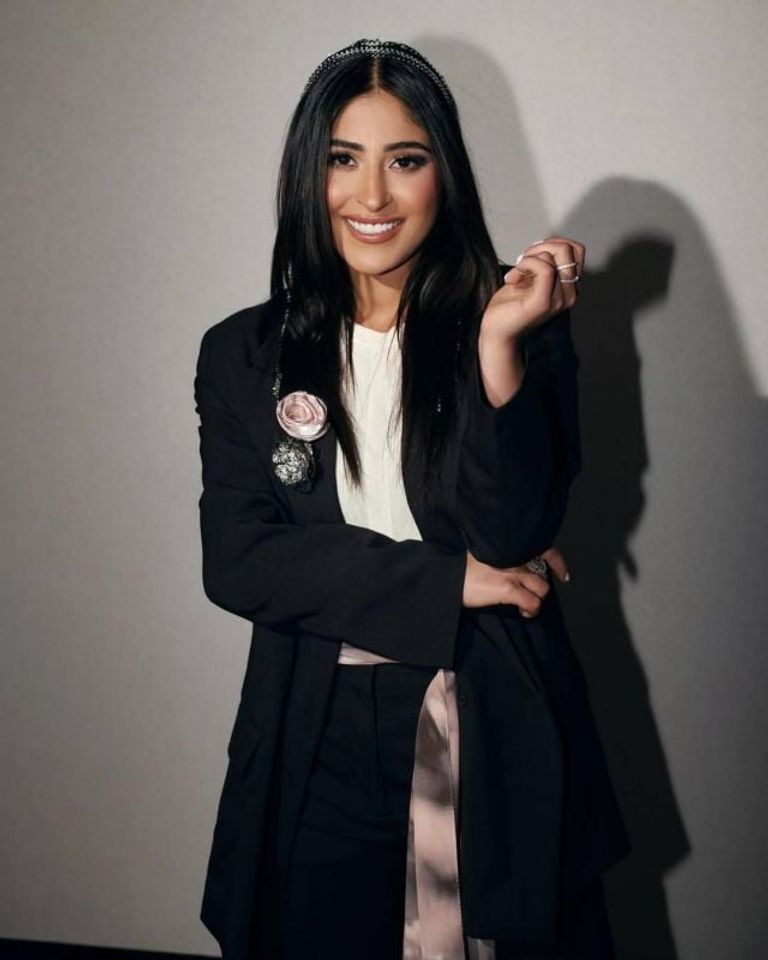 الفنانة شجون الهاجري