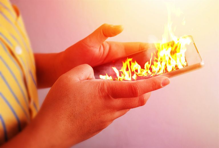 نصائح ذهبية لحماية هاتفك الذكي من درجات الحرارة المرتفعة