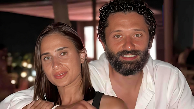 كريم محمود عبدالعزيز وآن الرفاعي كريم محمود عبدالعزيز وآن الرفاعي