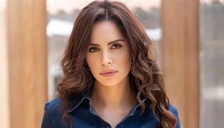 الفنانة المصرية آمال ماهر