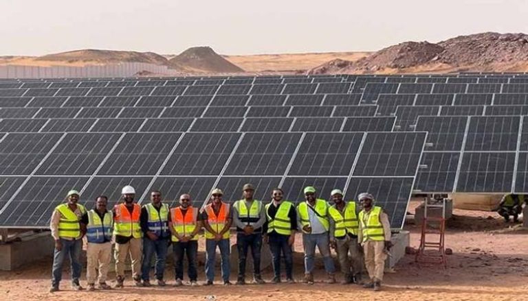 الأولى في ليبيا.. إنفينتي تنفذ محطة طاقة شمسية في الكفرة