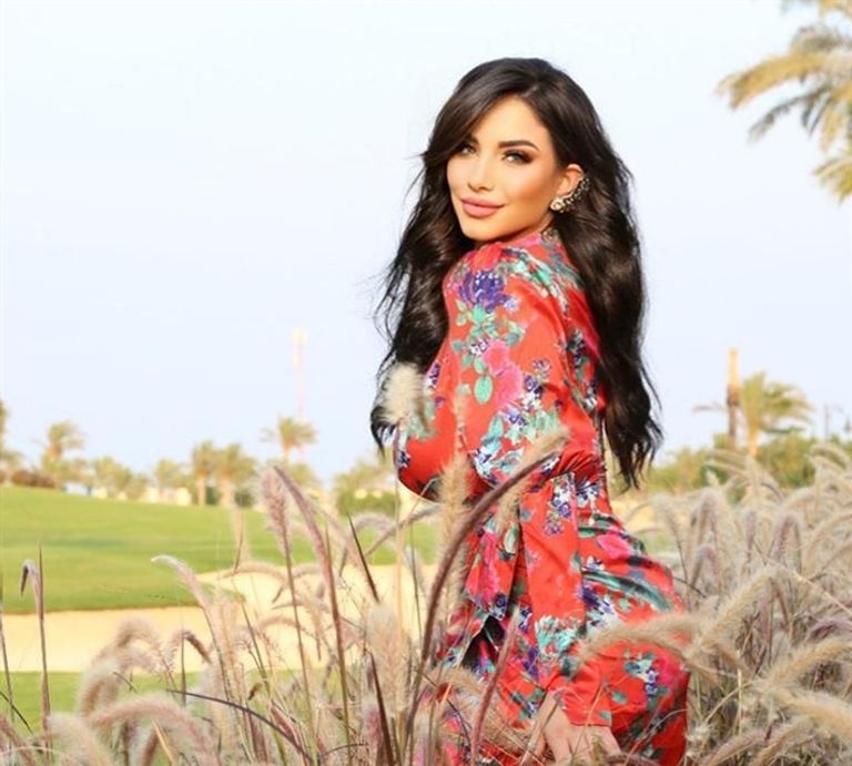 الفنانة مروة نصر 