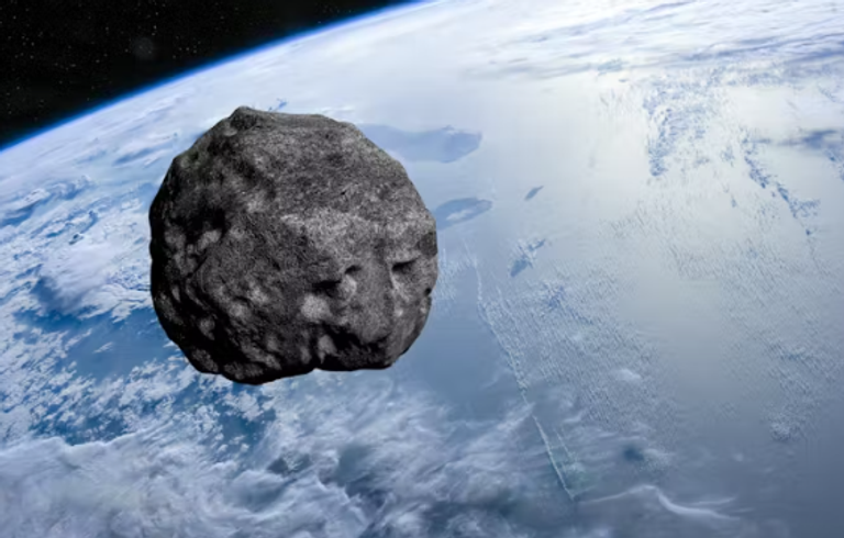 كويكب بحجم 