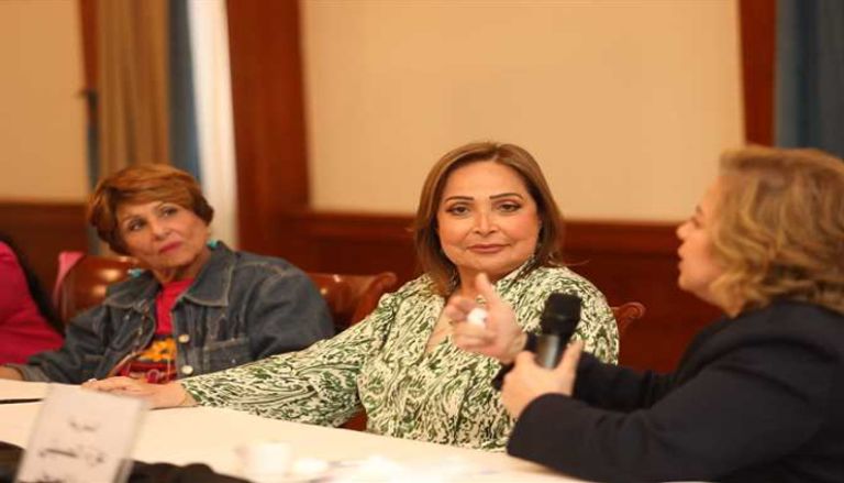 تحسن الحالة الصحية لزوج الفنانة تيسير فهمي تحسن الحالة الصحية لزوج الفنانة تيسير فهمي