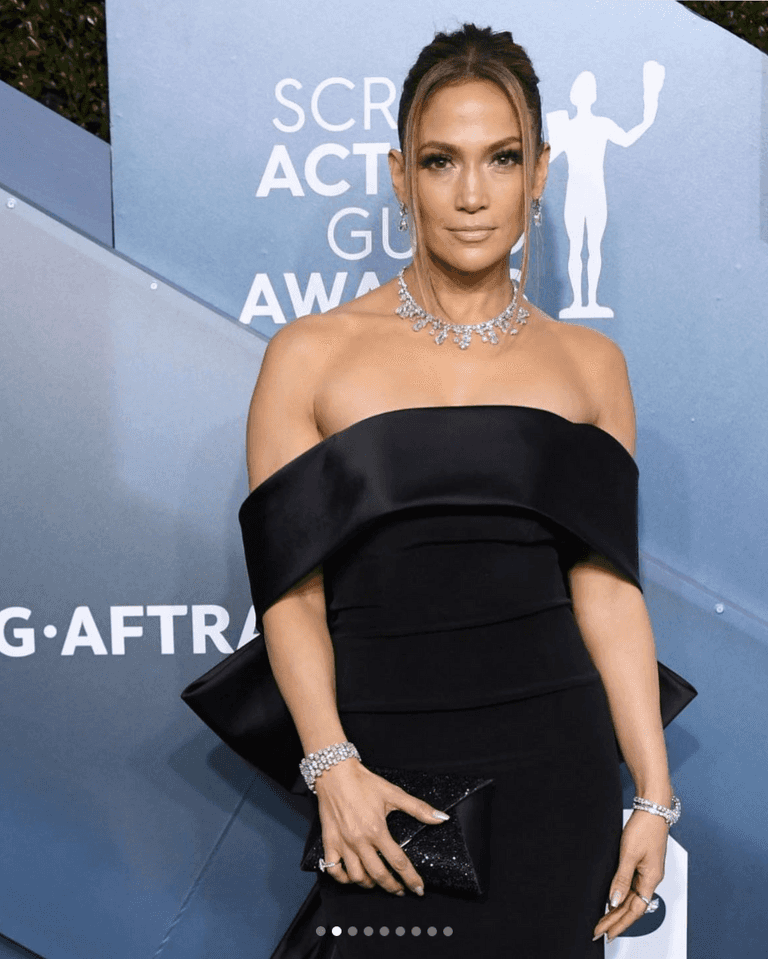 النجمة العالمية جينيفر لوبيز النجمة العالمية جينيفر لوبيز