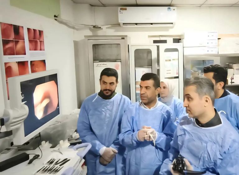 شاب يبتلع 24 أداة حادة