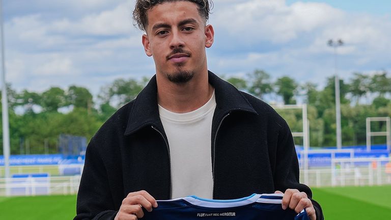 أنيس فاتاحين نادي باريس إف سي