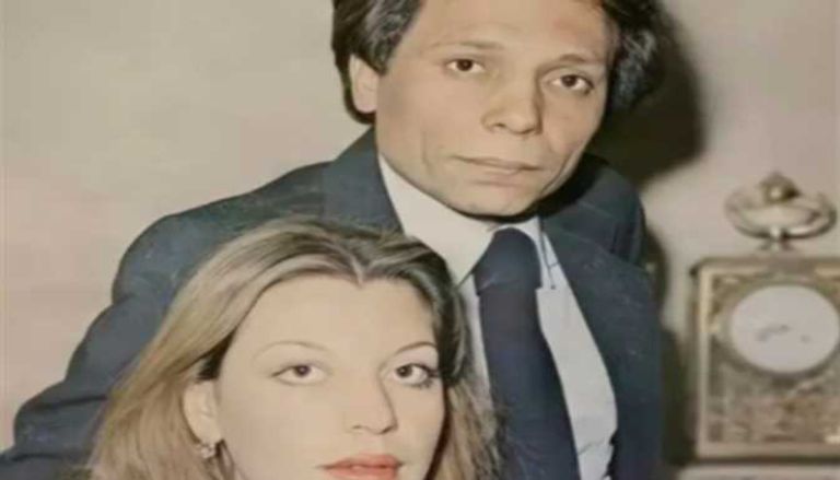 صورة نادرة لعادل إمام وزوجته صورة نادرة لعادل إمام وزوجته