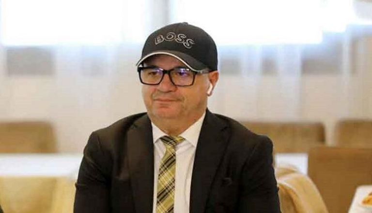 النجم الجزائري المعتزل مصطفى مازا