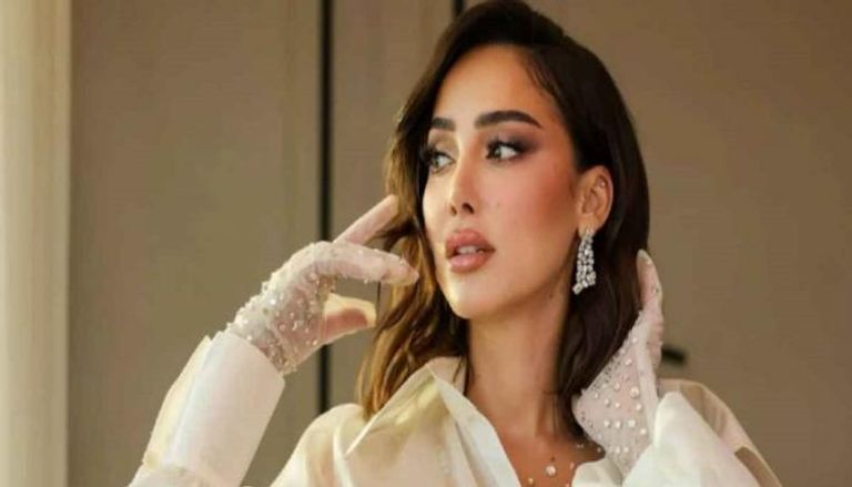 الفنانة المغربية بسمة بوسيل
