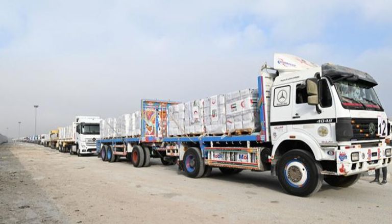 شاحنات المساعدات الإماراتية تدخل إلى غزة 