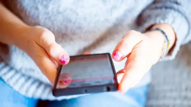 تطبيق المواعدة النسائي Tea