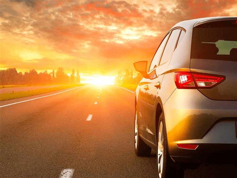 أضرار ارتفاع درجات الحرارة على أداء السيارة في السعودية