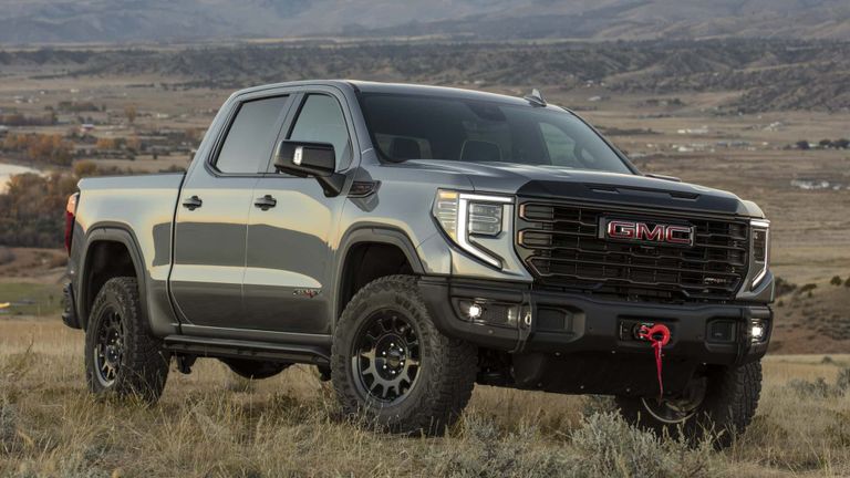 شاحنة GMC Sierra 1500 ملوك الطرق الوعرة لعام 2025 أقوى 5 شاحنات سحبا
