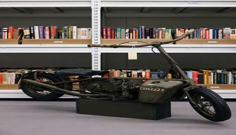 كاميرا تجسسية مثبتة على حمامة