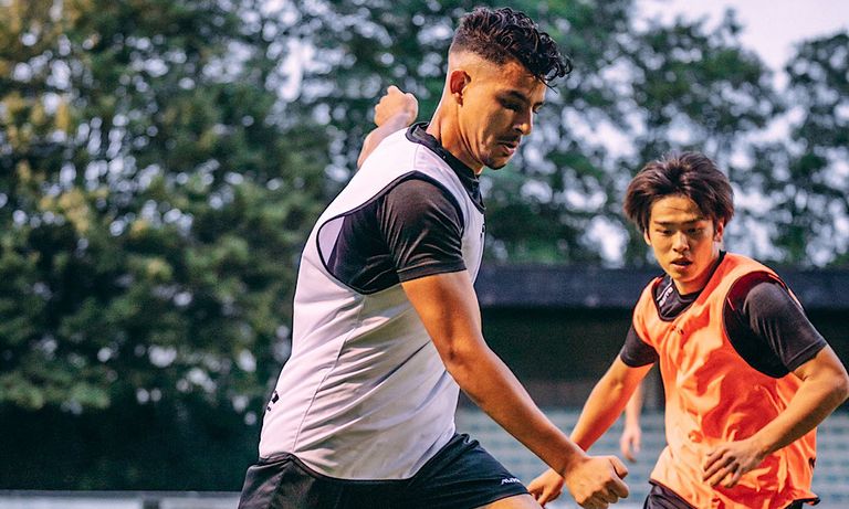 إسحاق بوصوف الموهبة الجزائرية إسحاق بوصوف