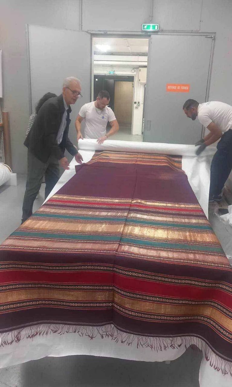 صورة من القطع الاثرية التي تم استرجاعها