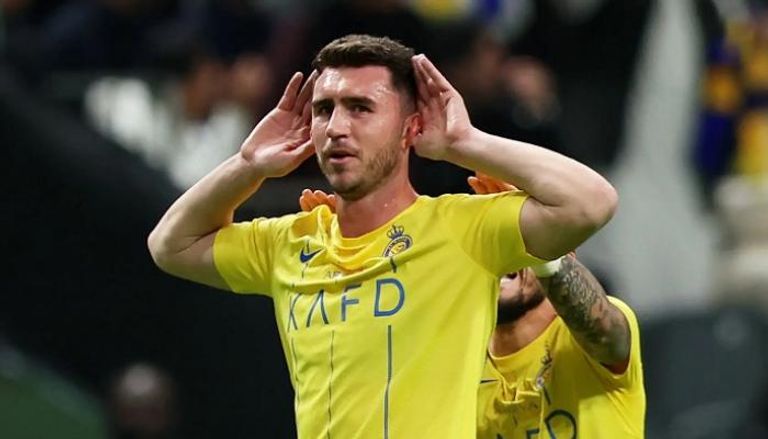 إيميريك لابورت مدافع النصر