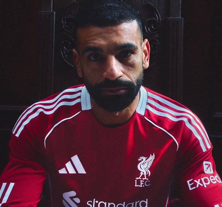 قميص ليفربول الجديد محمد صلاح بقميص ليفربول الجديد