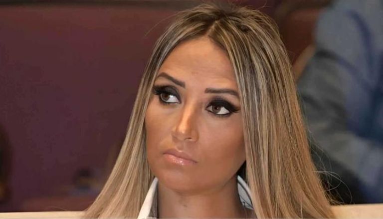 الفنانة ياسمين غيث