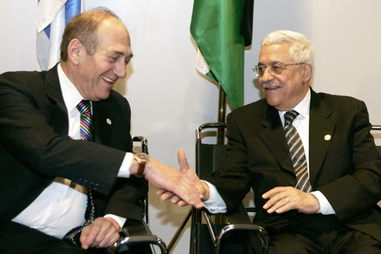 وقفة احتجاجية دعماً لفلسطين خارج مقر الأمم المتحدة