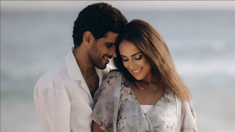 حمدي الميرغني وإسراء عبد الفتاح