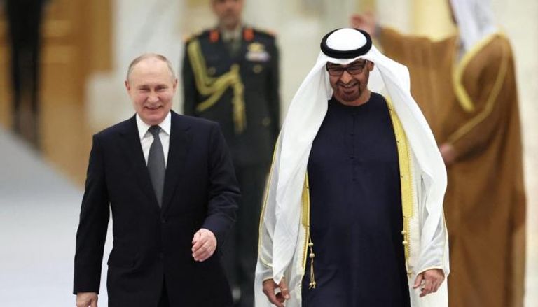 الشيخ محمد بن زايد آل نهيان والرئيس الروسي - أرشيفية