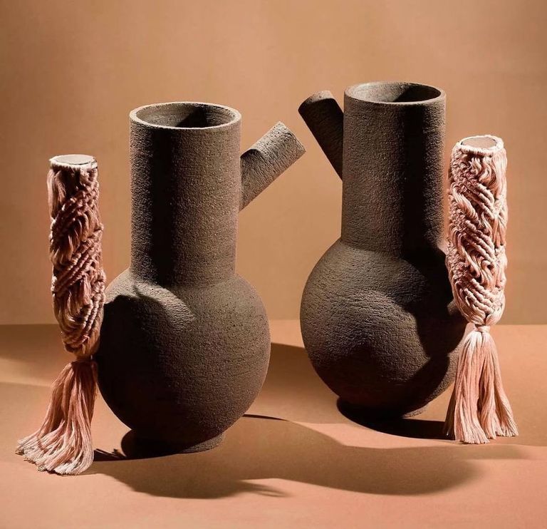 رئيسا الإمارات وروسيا خلال افتتاح مركز الشيخة فاطمة بنت مبارك في موسكو