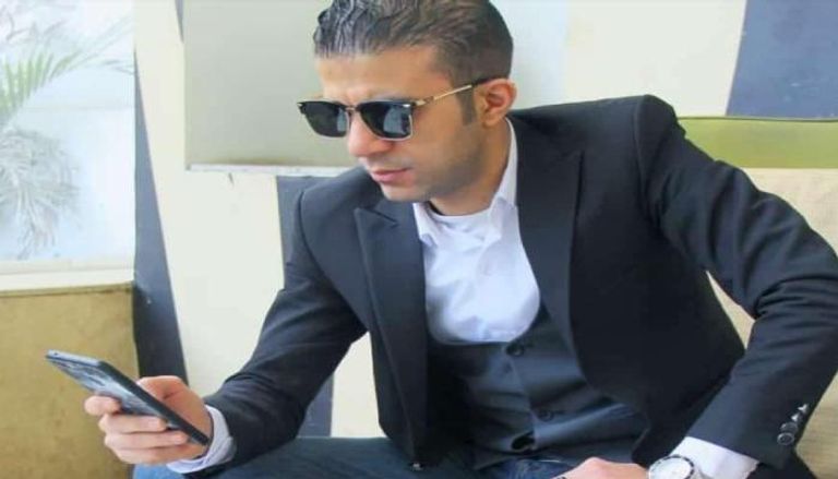 تفاصيل الحالة الصحية للمغني الشعبي أسامة الساهر