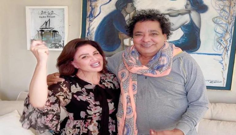 أول ظهور لمحمد منير بعد خروجه من المستشفى