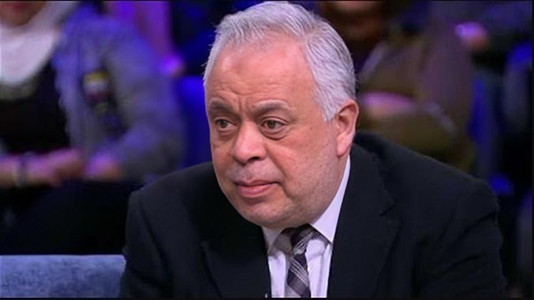 الدكتور أشرف زكي الدكتور أشرف زكي