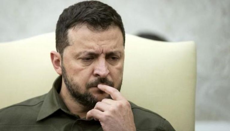  الرئيس الأوكراني فولوديمير زيلينسكي
