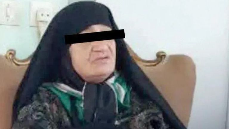 كلثوم أكبري