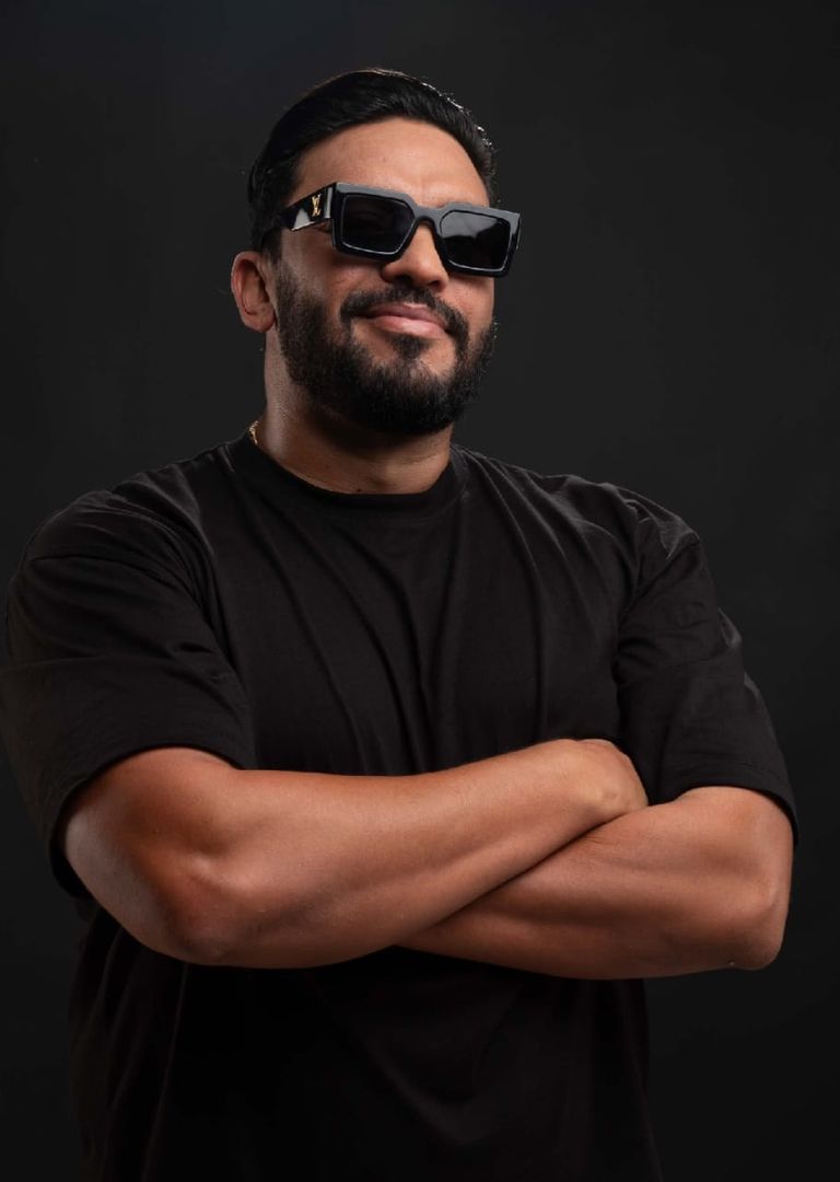 الفنان التونسي بلطي