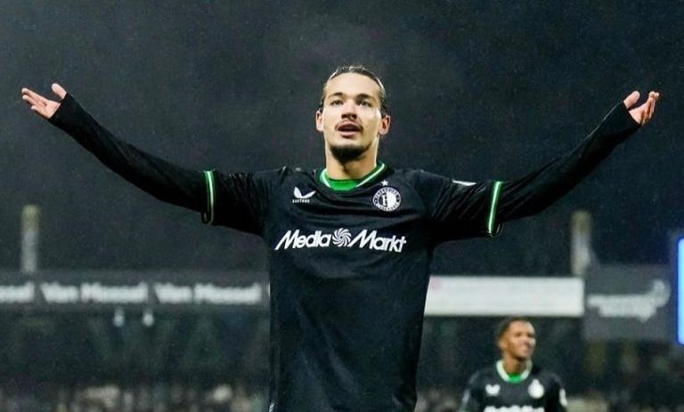 الموهبة الجزائرية أنيس حاج موسى الموهبة الجزائرية أنيس حاج موسى