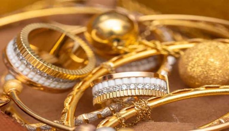 مشغولات ذهبية - أرشيفية