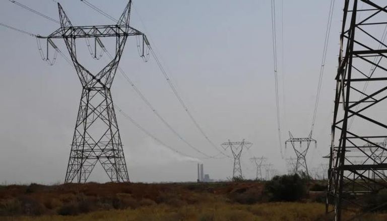شبكات نقل الكهرباء في العراق - أرشيفية