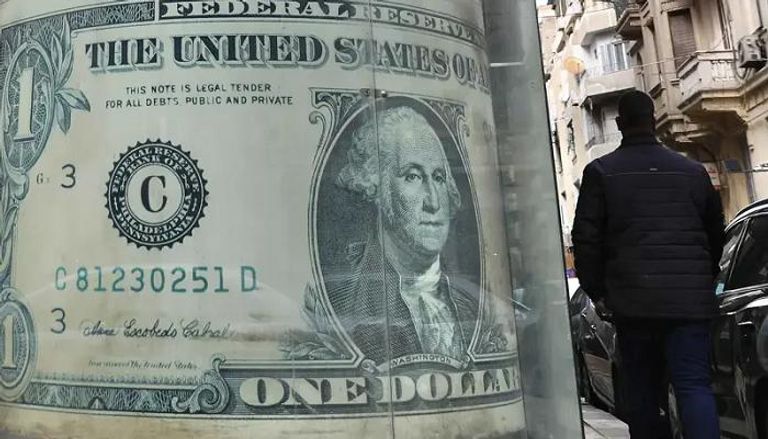 تراجع سعر الدولار في مصر