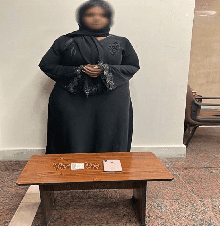 البلوغر هبة طارق
