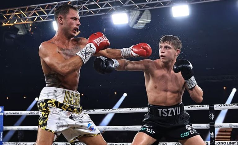 الملاكم الأسترالي نيكيتا تسيزو