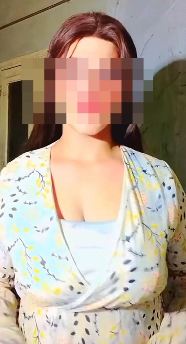 ياسمين وسستر هونغ